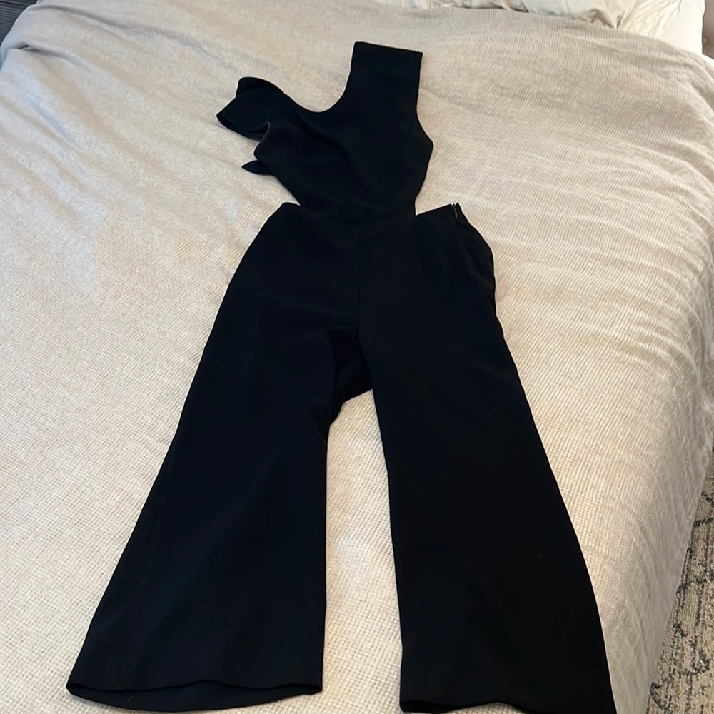 Cap sleeve black wide leg jumpsuit